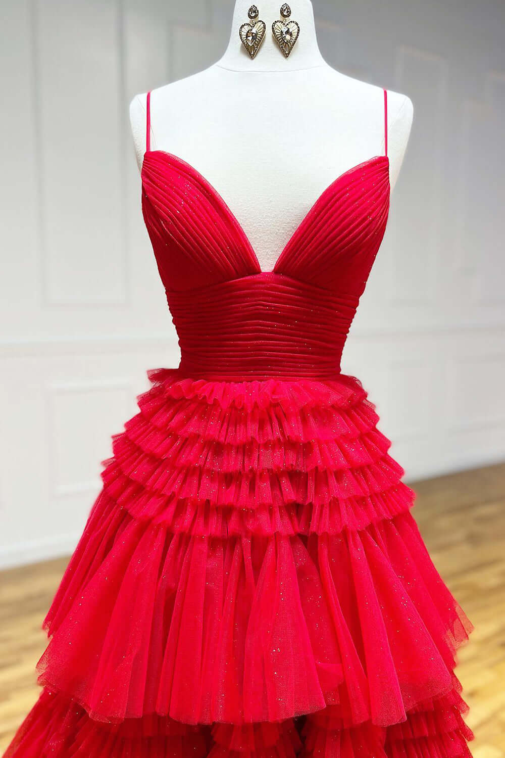 Cheap Red Tulle Prom Dresses 2024 V Neck Spaghetti Straps Long