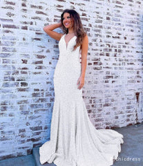 Cheap White Sequin Iridescent Prom Dresses 2024 V Neck Sleeveless UK Formal Dress