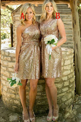 Sheath Gold Sequins Short Bridesmaid Dresses Sleeveless