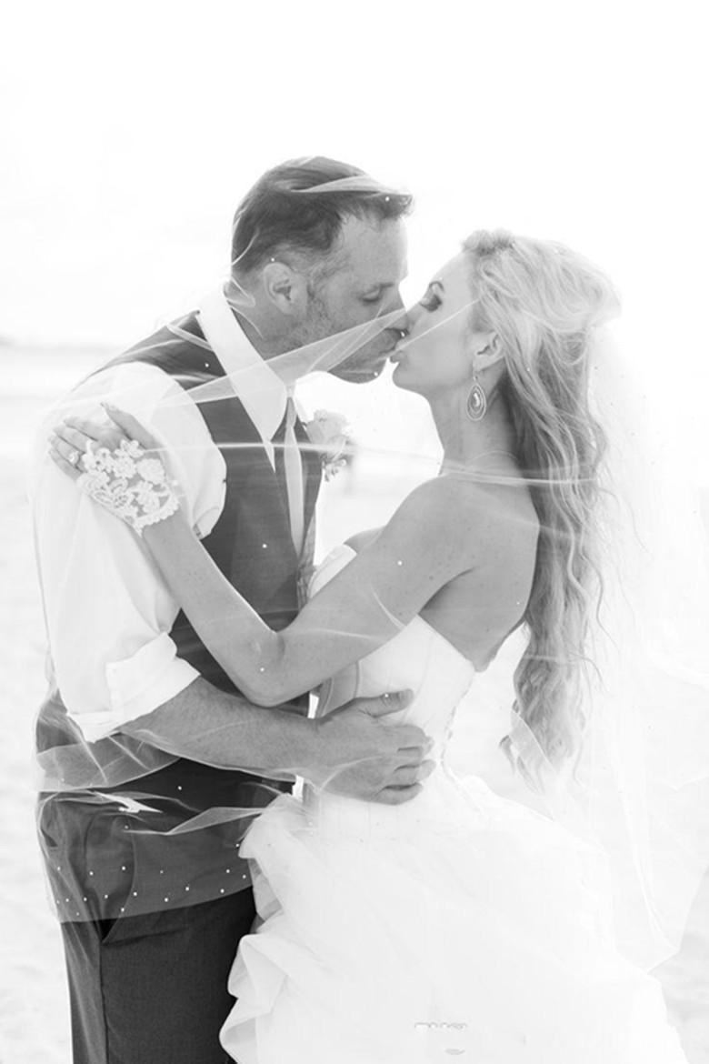 Gorgeous Beach White Short Wedding Dresses Hi Low Flattering Corset Bridal Gowns MyChicDress