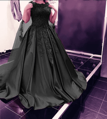 2024 Ball Gown Burgundy Prom Dress Satin Lace Cap Sleeves Wedding Dress
