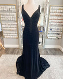 Long Velvet Black Prom Dresses Straps Crystals V Neck Formal Dress Gowns