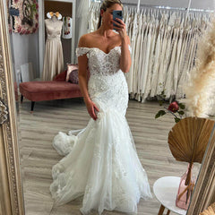 Off Shoulder Lace Wedding Dresses Mermaid Tulle Bridal Gowns Appliques Sweep Train