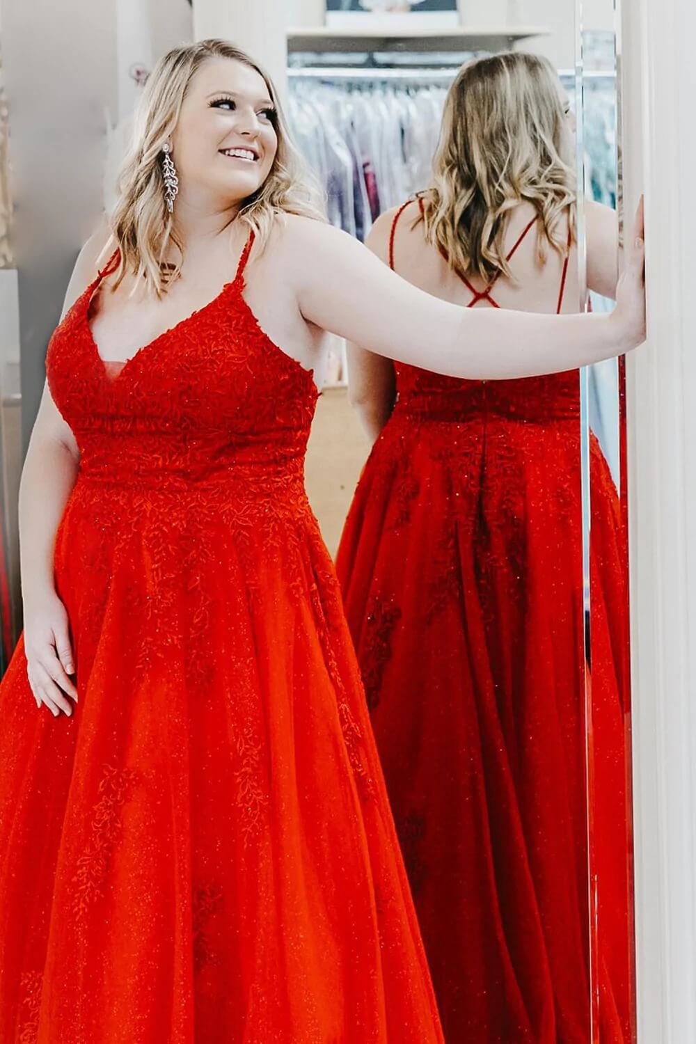 Plus Size Red Lace Prom Dresses Sleeveless Long with Applique US6 / Custom Color Plus Size Red Lace Prom Dresses Sleeveless Long with Applique US6 / Custom Color