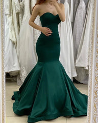 Sweetheart Mermaid Long Sleeveless Green Prom Dresses