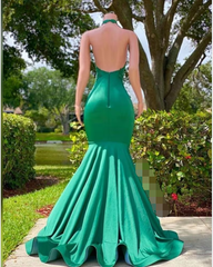 Sexy Long Green Lace Prom Dresses Open Back Mermaid Halter Dress