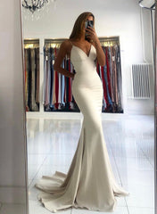 Ivory Prom Dresses Mermaid Long V Neck Evening Gown