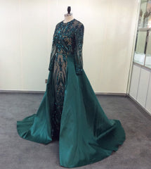 Sexy Emerald Green Lace Prom Dresses Long Sleeves with Detachable Train