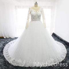 A Line Lace Tulle Ivory Vintage Wedding Dresses with Sleeves