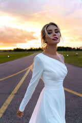 A Line Chiffon Pearls Long Sleeve Beach Wedding Dresses White