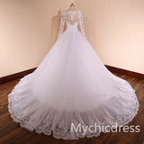 A Line Lace Appliques Vintage Wedding Dresses with Pearls